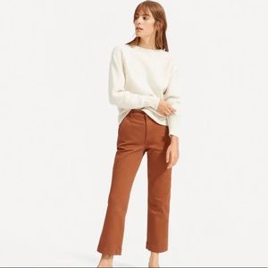 The Straight-Leg Crop